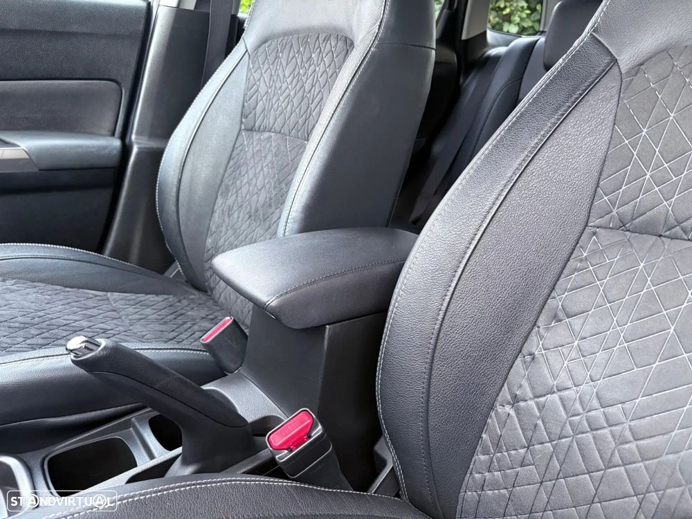 Suzuki Vitara 1.5L AGS GLX Strong Hybrid - 33