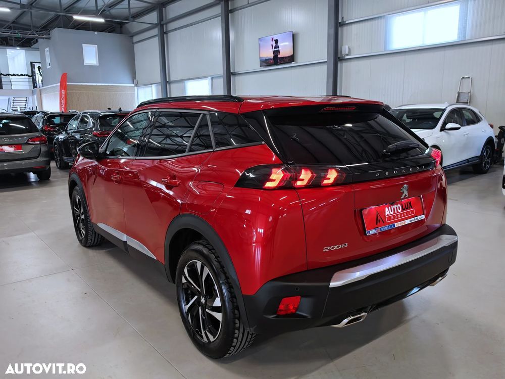 Peugeot 2008 PureTech 130 EAT8 Allure - 5