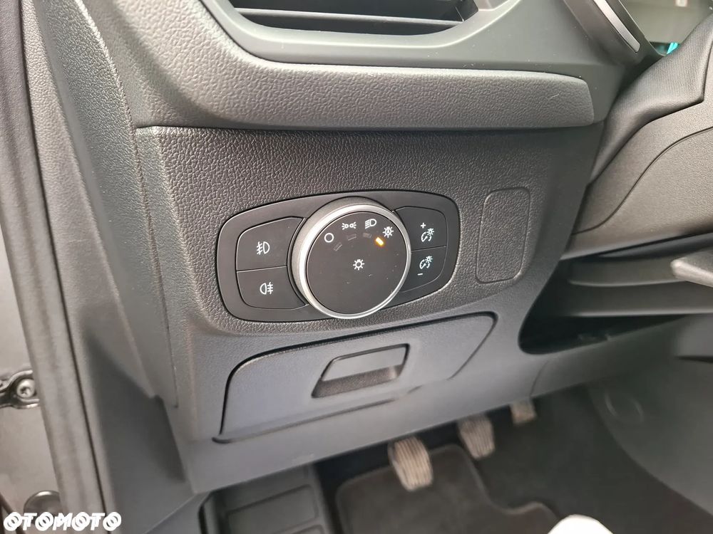 Ford Focus SW 2.0 EcoBlue Titanium - 14