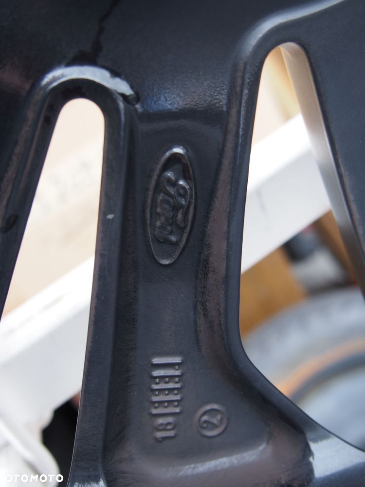 Ford Mondeo Felga 8Jx18H2 et 55 5x108 - 6