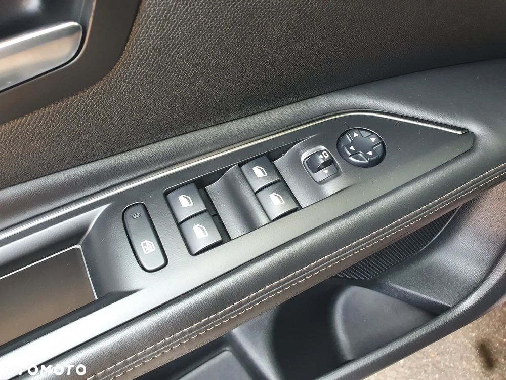 Peugeot 3008 HDi 150 Allure - 23