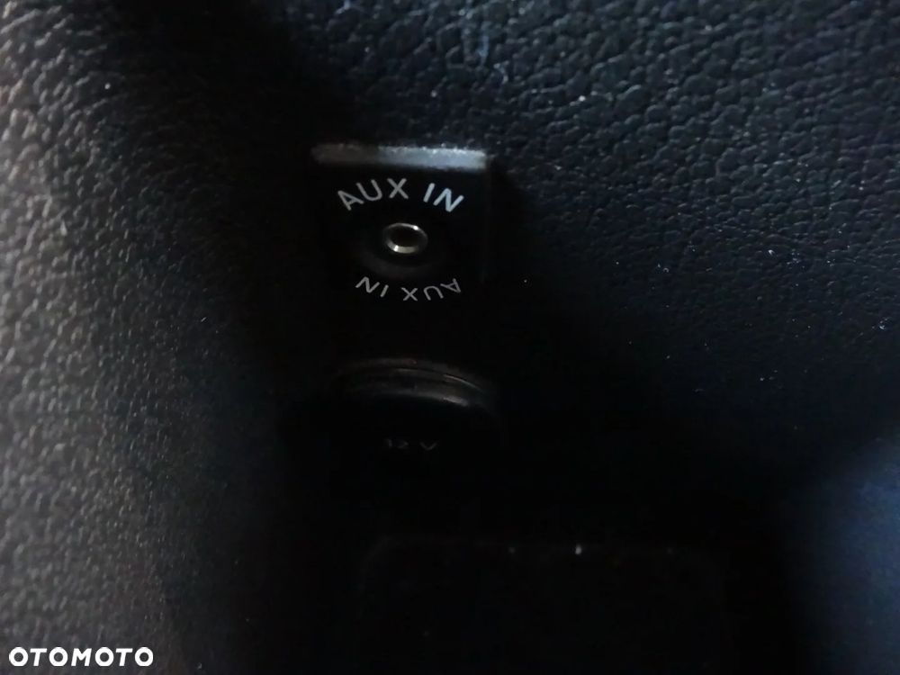 Volkswagen Tiguan - 34