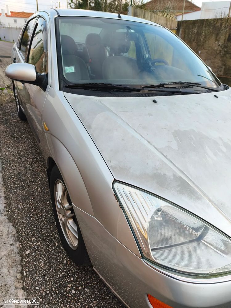 Ford Focus 1.6 Ghia - 7