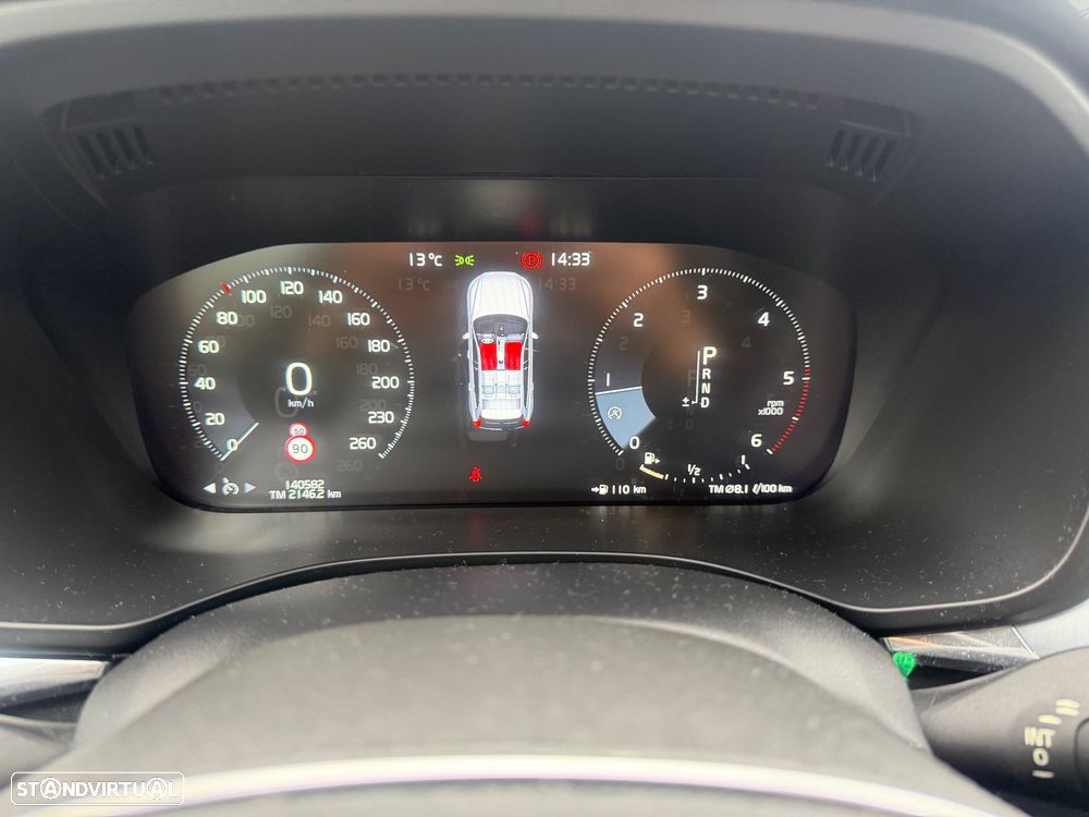 Volvo XC 60 2.0 D4 Momentum Geartronic - 9