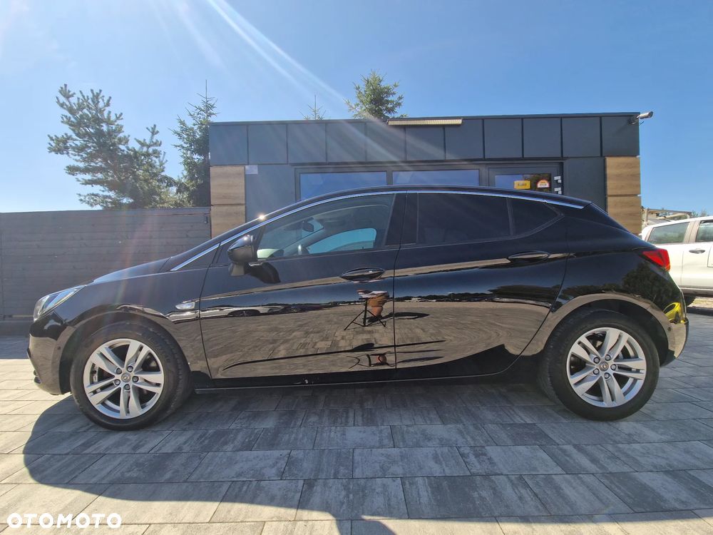 Opel Astra 1.6 CDTI Essentia S&S - 2