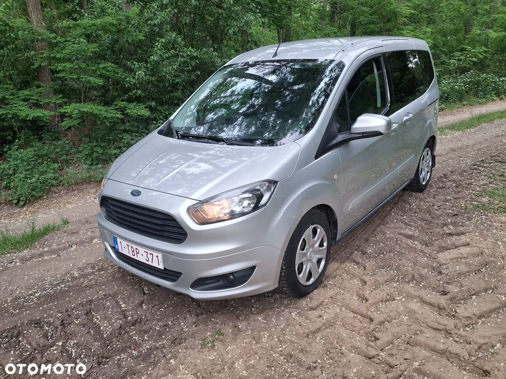 Ford Tourneo Courier 1.0 EcoBoost Ambiente - 5