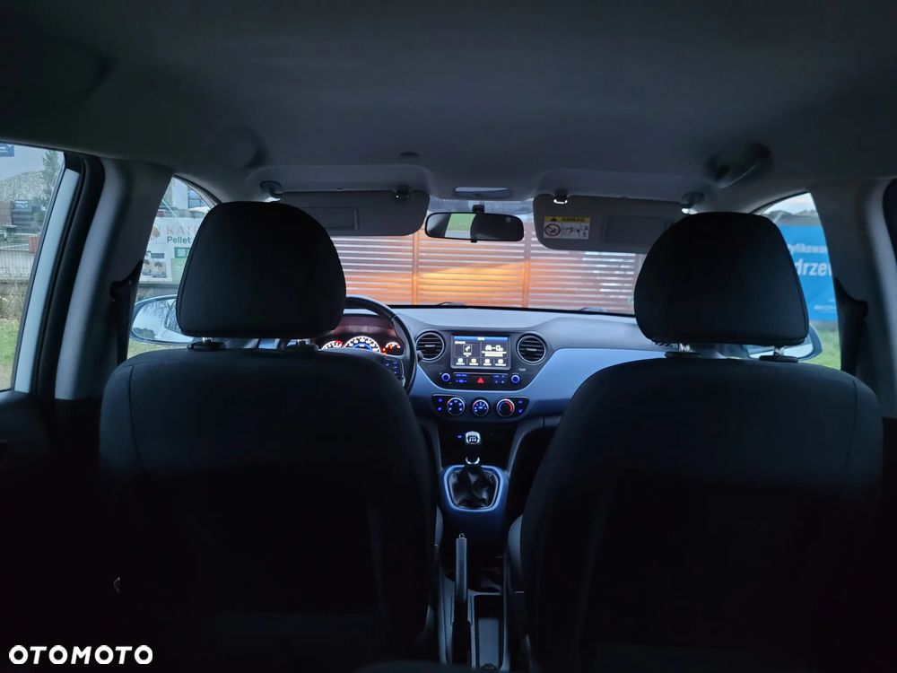 Hyundai i10 1.0 BlueDrive Comfort - 22