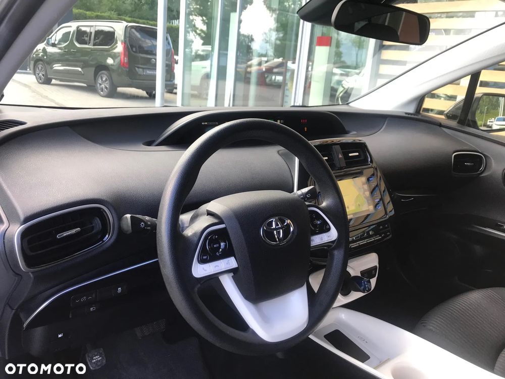 Toyota Prius 1.8 Hybrid Premium - 31
