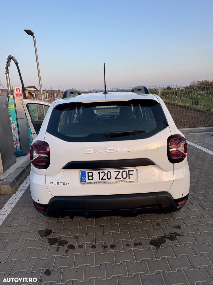 Dacia Duster TCe 90 Essential - 17