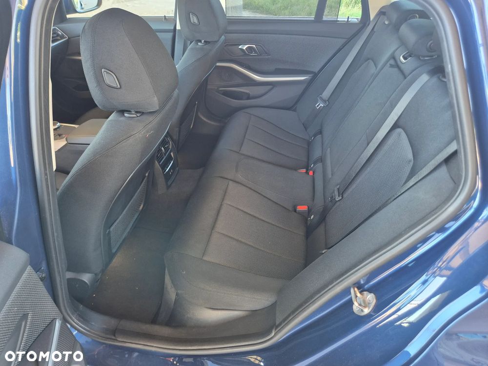 BMW Seria 3 320d MHEV Advantage - 18