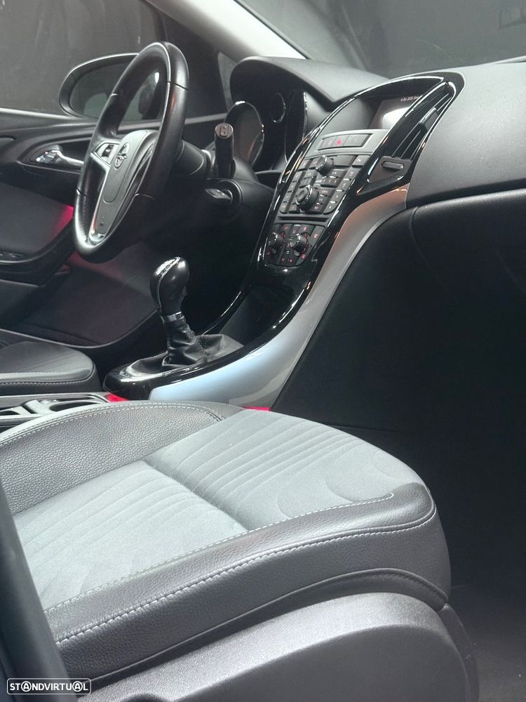 Opel Astra Sports Tourer 1.4 Cosmo S/S - 13