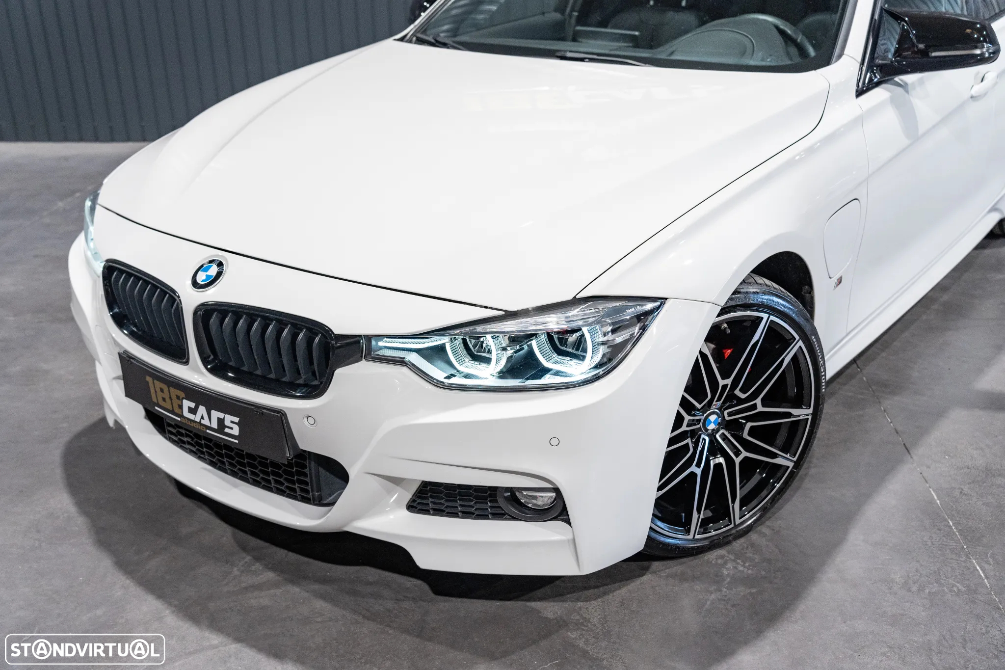 BMW 330 e iPerformance Pack M - 41