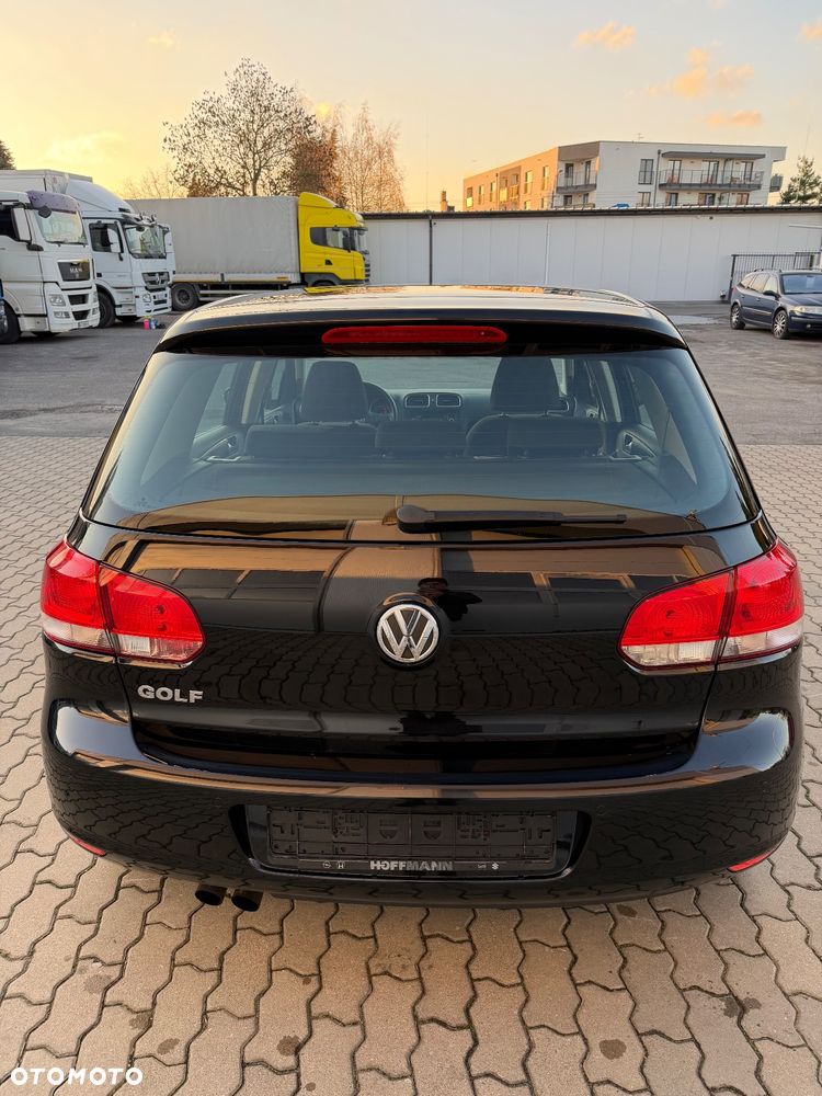 Volkswagen Golf - 12