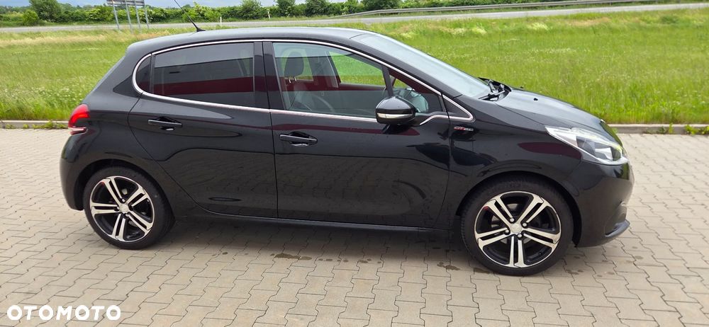 Peugeot 208 PureTech 110 Stop & Start Allure - 3