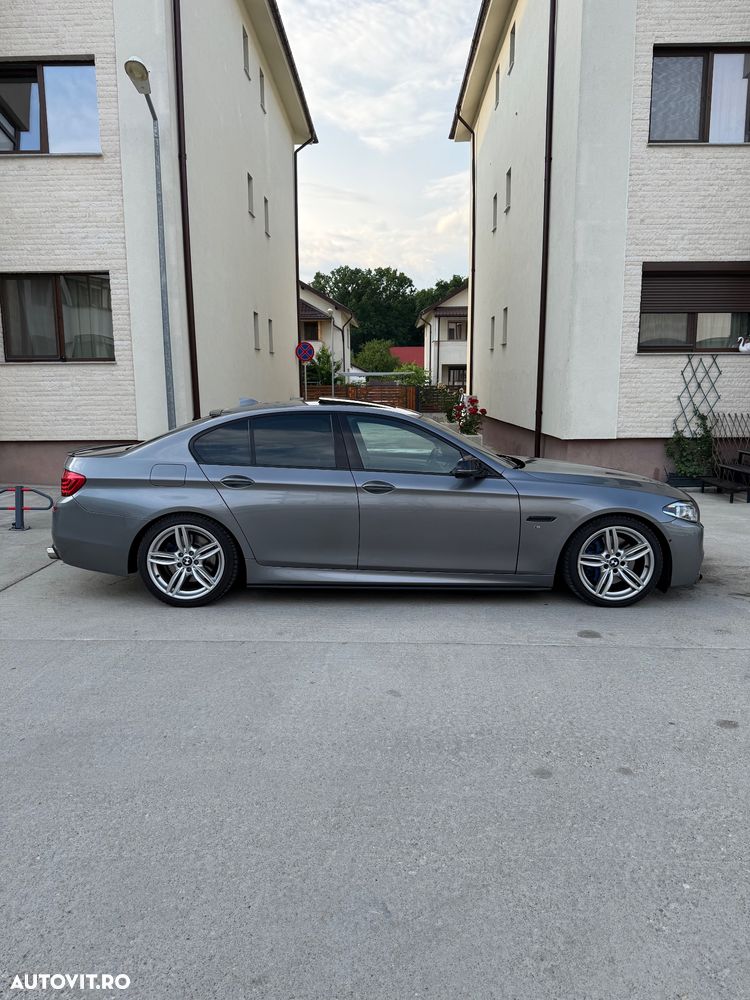 BMW Seria 5 530d xDrive Sport-Aut. - 10