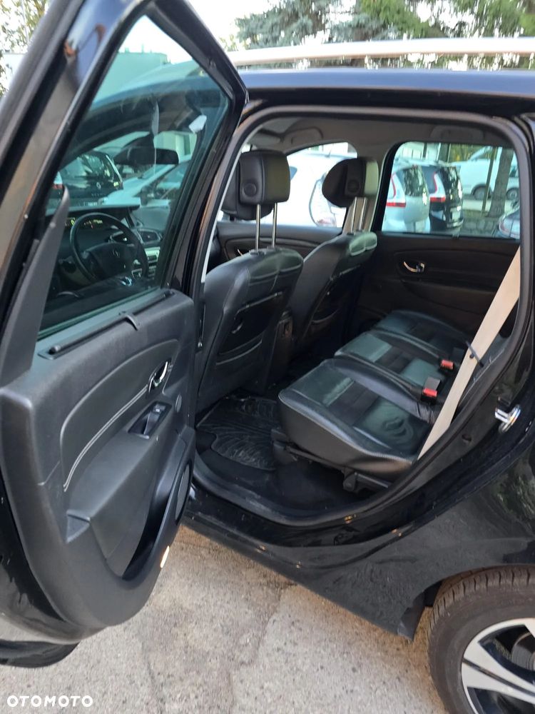 Renault Grand Scenic - 13