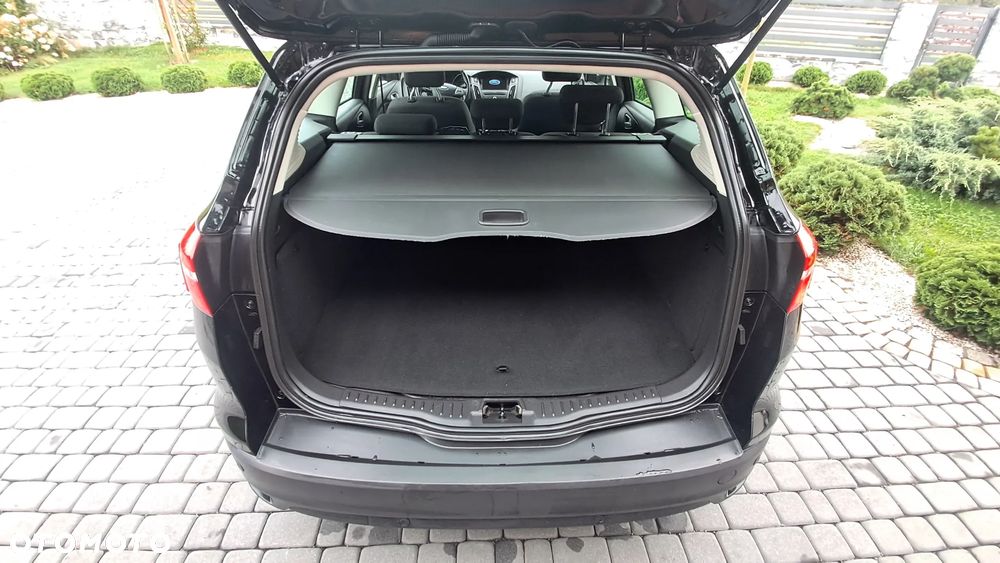 Ford Focus - 10