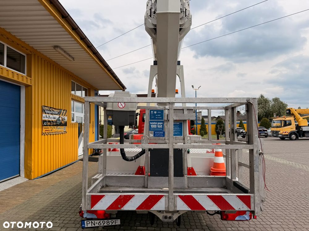 Ruthmann T330 (33m w bok 21,2m)Mercedes Atego, MAN TGL7.150 - 10