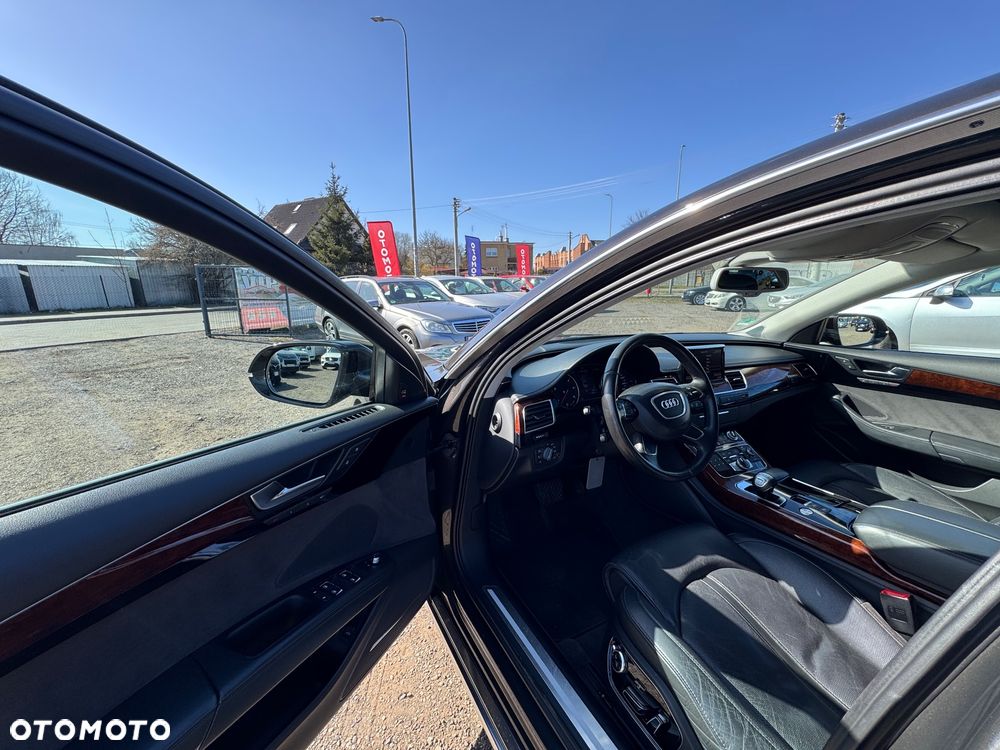 Audi A8 - 5