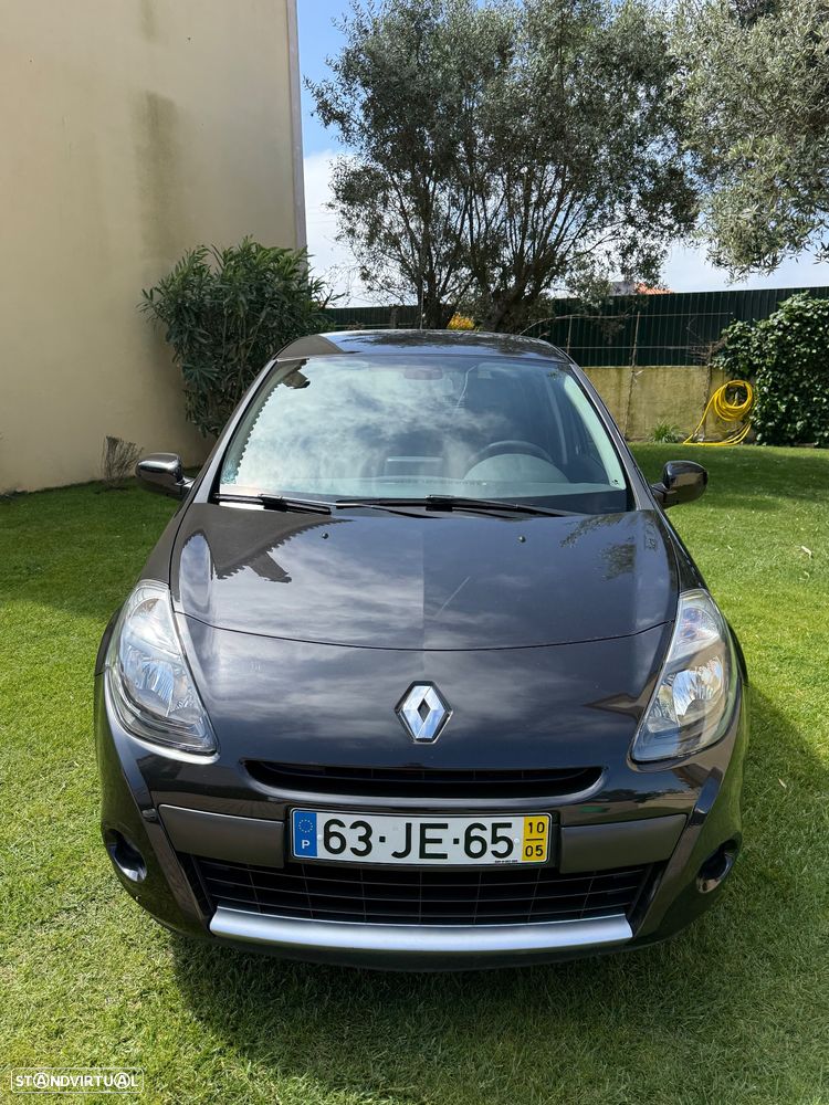 Renault Clio 1.2 16V Confort 130g - 9