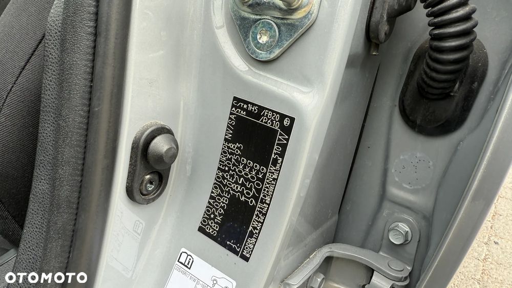 Toyota Corolla 1.8 Hybrid - 13