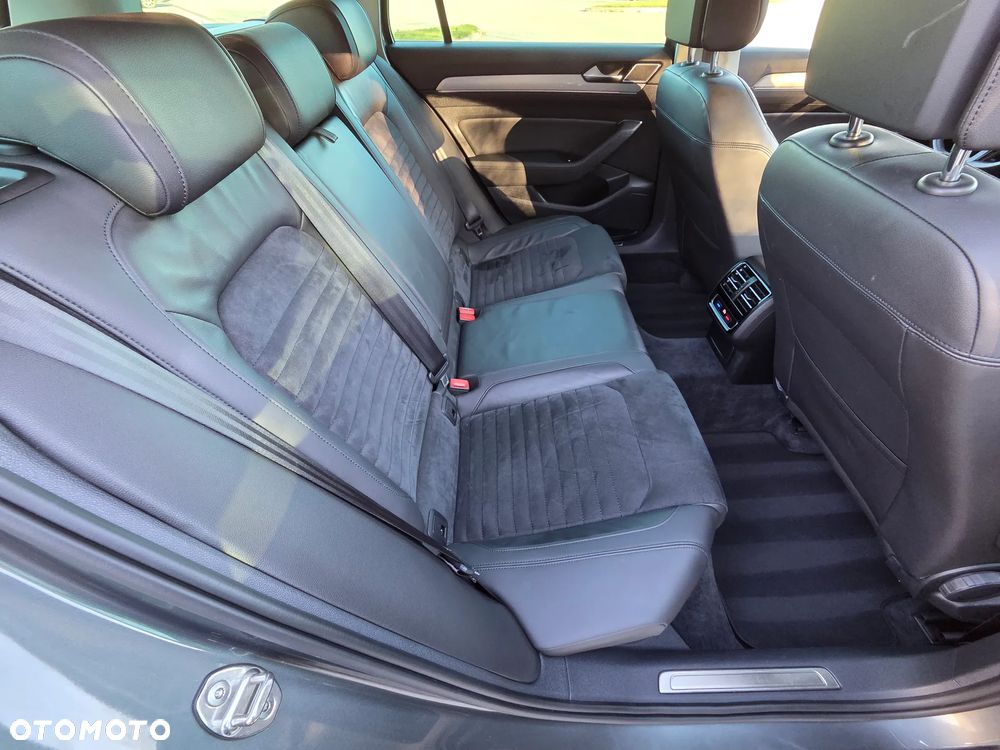 Volkswagen Passat 2.0 TDI BMT Highline DSG - 35