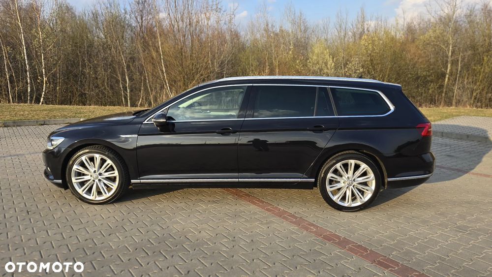 Volkswagen Passat - 2