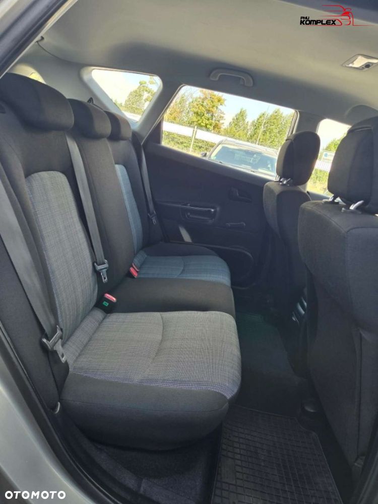 Kia Ceed - 11