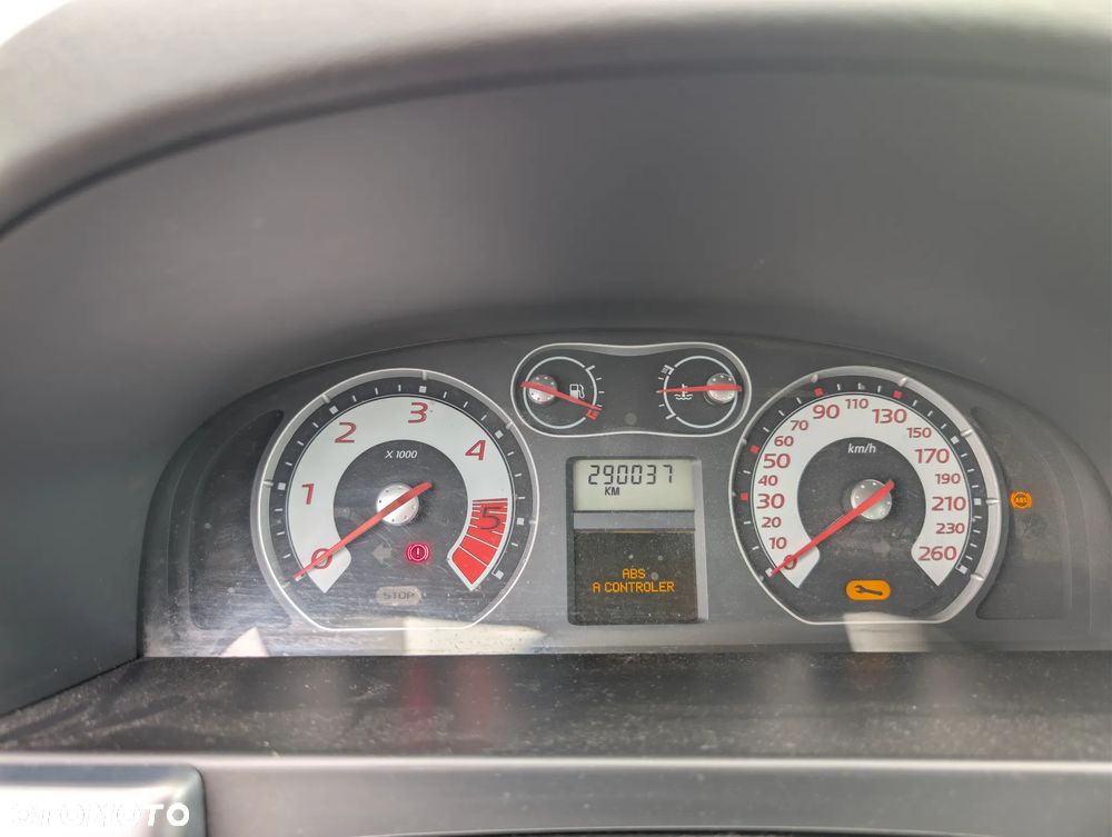 Renault Laguna 1.9 dCi Dynamique - 8