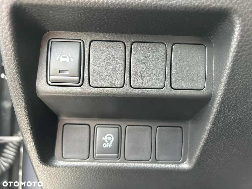 Nissan Qashqai 1.3 DIG-T N-Connecta - 22