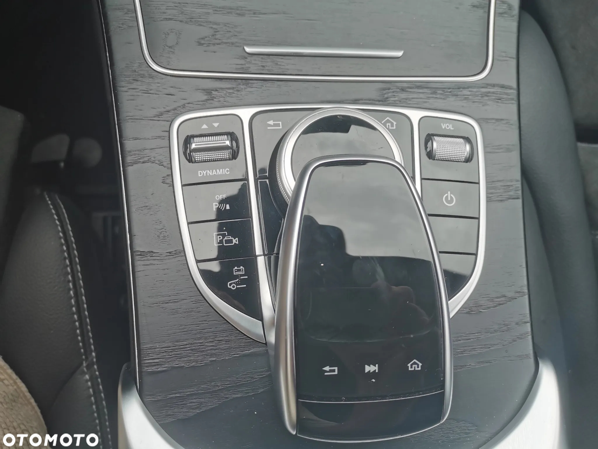 Mercedes-Benz Klasa C 300 de 9G-TRONIC - 26