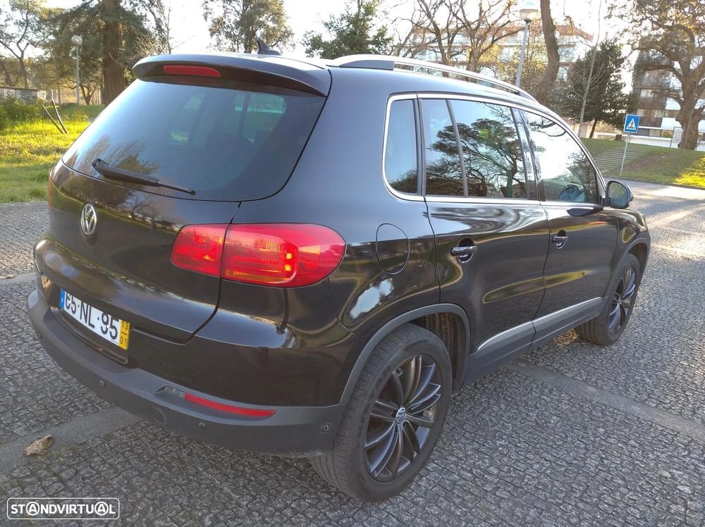 VW Tiguan 2.0 TDi Sport BlueMotion 4Motion - 10