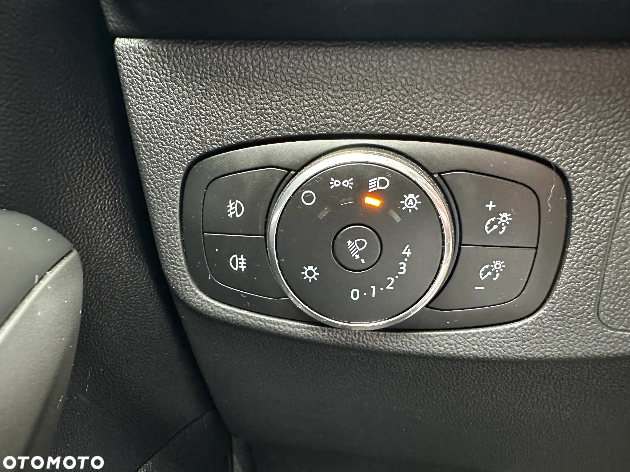 Ford Focus 1.5 EcoBlue Connected - 15