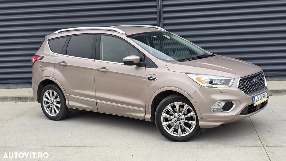 Ford Kuga 2.0 TDCi 4WD Powershift Vignale - 3