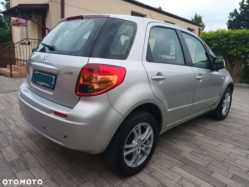 Suzuki SX4 - 2
