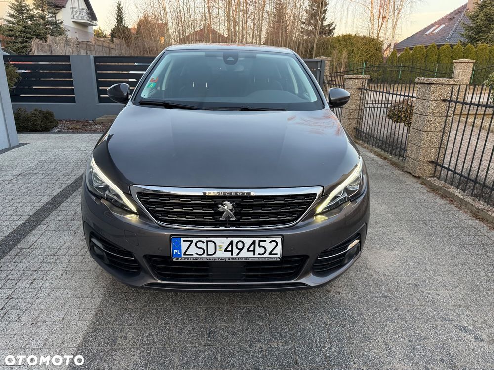 Peugeot 308 BlueHDi 130 Stop & Start Allure Business-Paket - 31