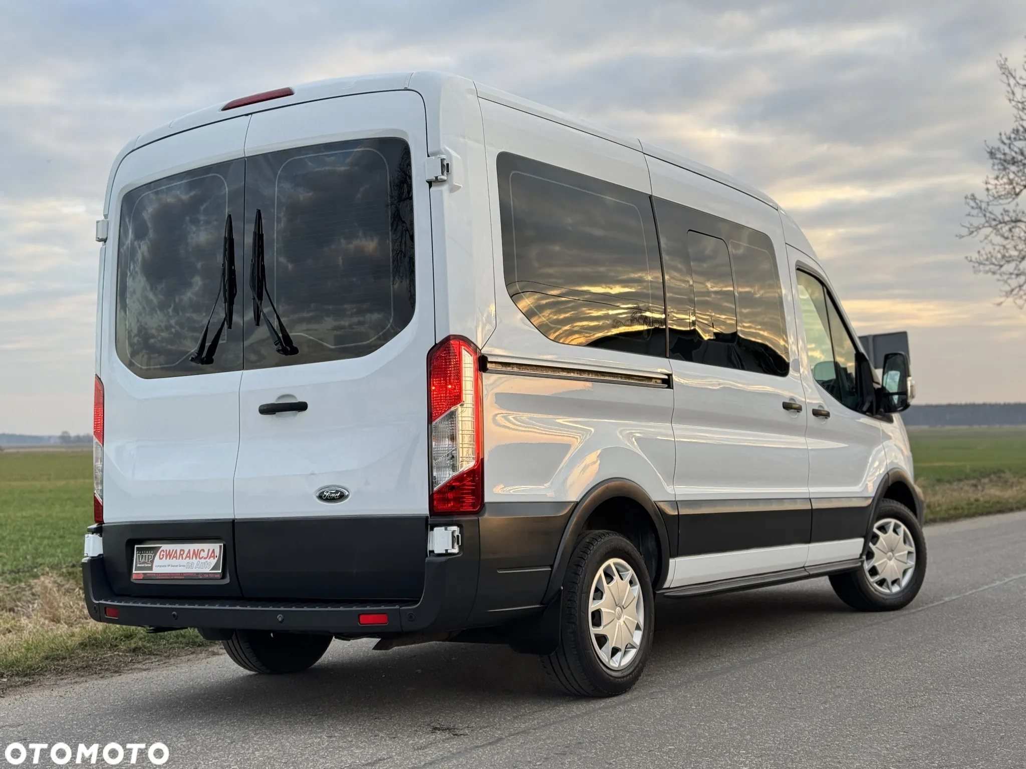 Ford Transit - 13