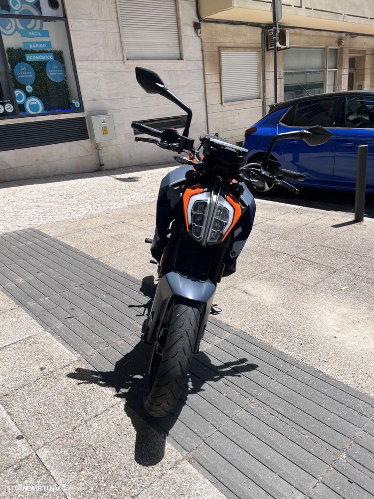 KTM 390 Duke - 12