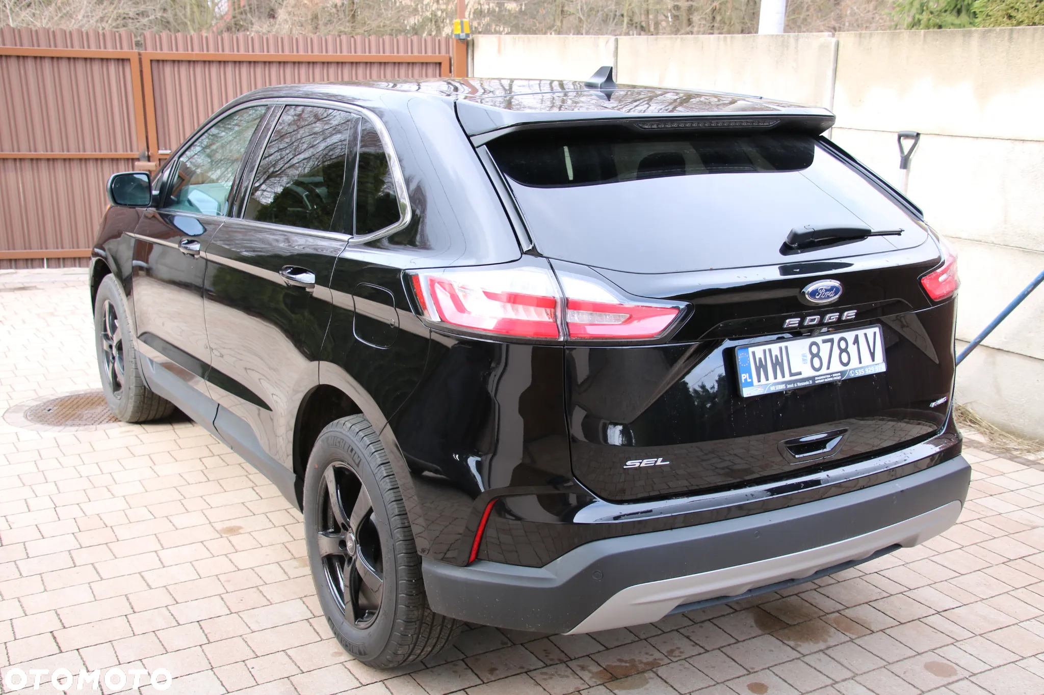Ford Edge - 11