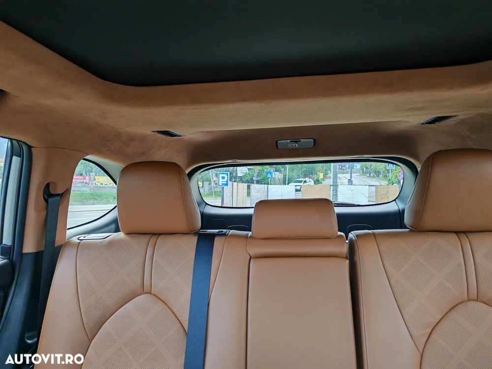 Toyota Highlander ver-2-5-l-hybrid-dynamic-force-248cp-luxury-metallic - 27