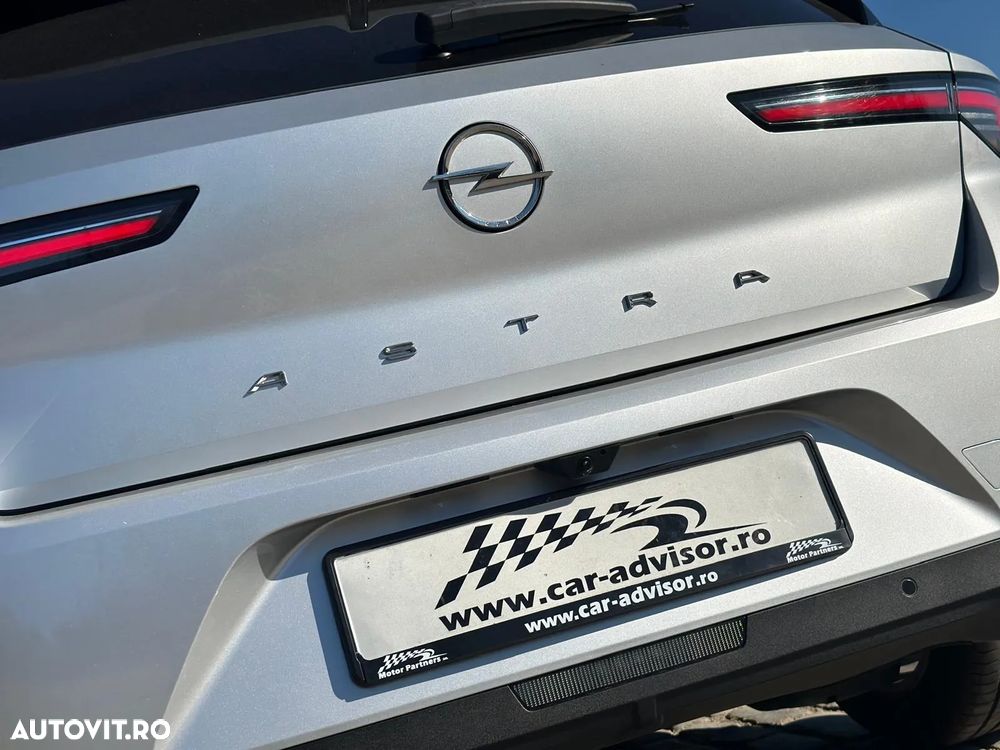 Opel Astra 1.2L Turbo Start/Stop AT8 Elegance - 12