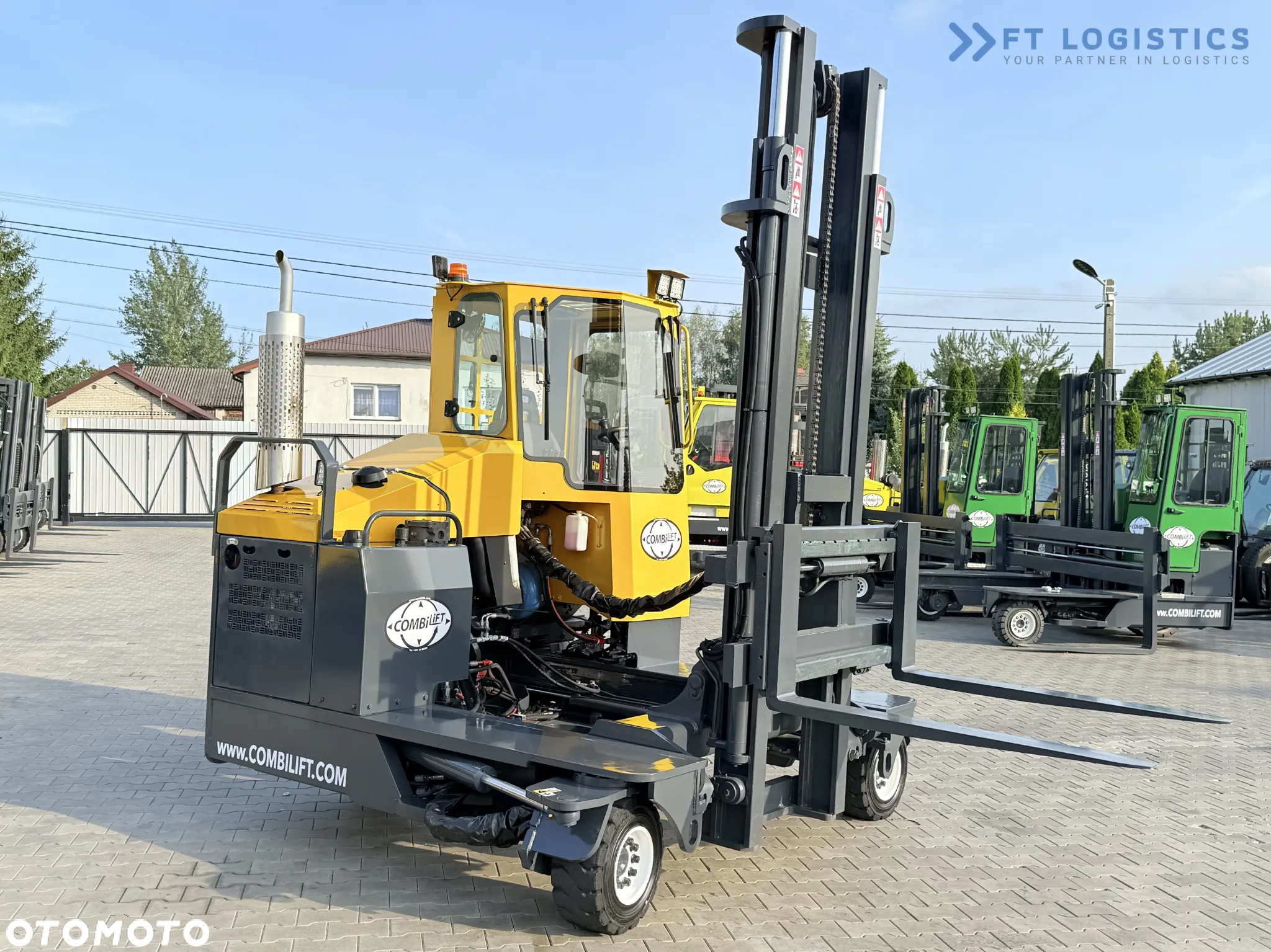 Combilift WÓZEK CZTEROKIERUNKOWY - WIELOKIERUNKOWY C4000 / GAS / DUPLEX 4500MM /JEDYNE 6604 MOTOGODZIN /  PRZESUW WIDEŁ / PEŁNA KABINA / STAN IDEALNY / Szeroka oferta wózków czterokierunkowych i bocznych, dopasowanych do różnorodnych potrzeb i zastosowań - 28