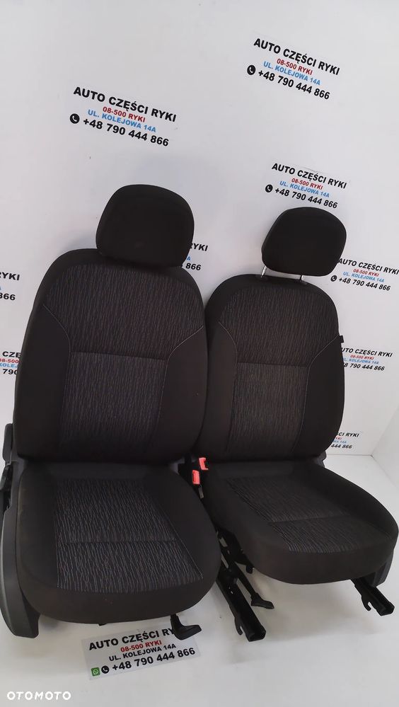 Opel Astra J IV Fotele Przód Siedzenia - 1