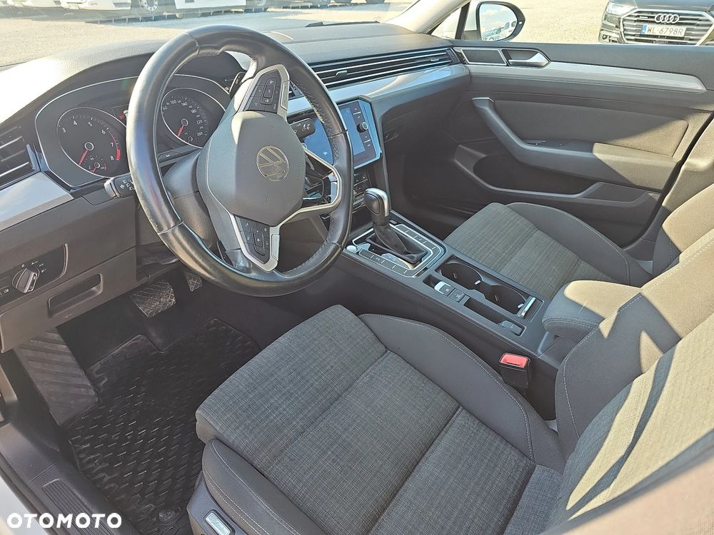 Volkswagen Passat 2.0 TSI Business DSG - 10