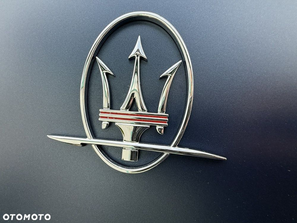 Maserati GranTurismo - 11