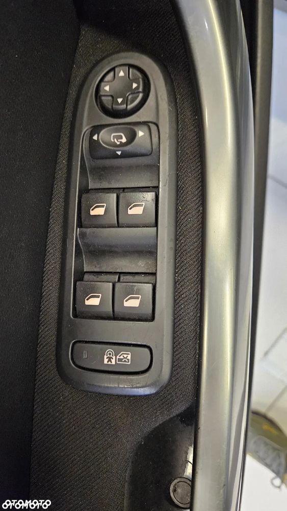 Peugeot 308 1.6 VTi Style - 21