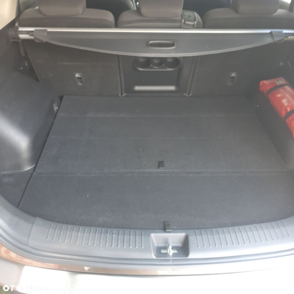 Kia Carens 1.6 GDI L EU6 - 10