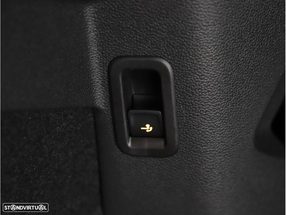 VW Golf 1.5 TSI e-Hybrid GTE DSG - 27