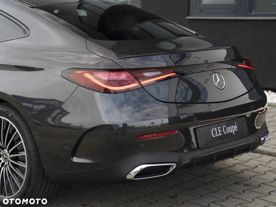 Mercedes-Benz CLE 300 mHEV 4-Matic AMG Line - 16
