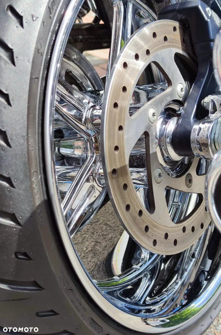 Harley-Davidson Softail V-Rod - 17